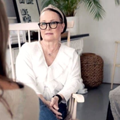 Mia Sabelli-Marjosola, Kognitiivinen ja ratkaisukeskeinen lyhytterapeutti, life coach